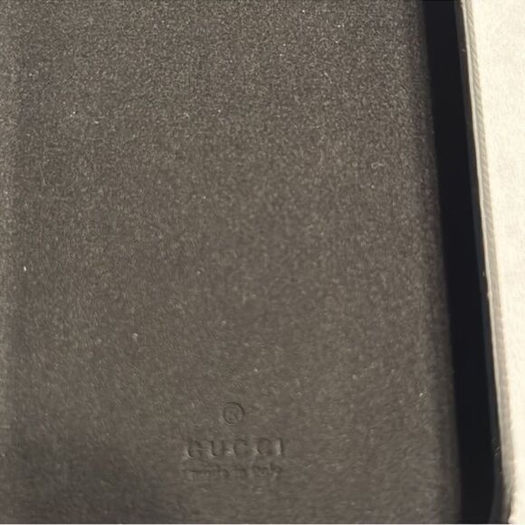 Authentic Gucci Snake iPhone 7/8 Phone Case - Picture 4 of 6
